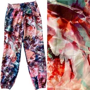 BEBE NWOT Matte SATIN Colorful Abstract Print JOGGER PANTS Size Small